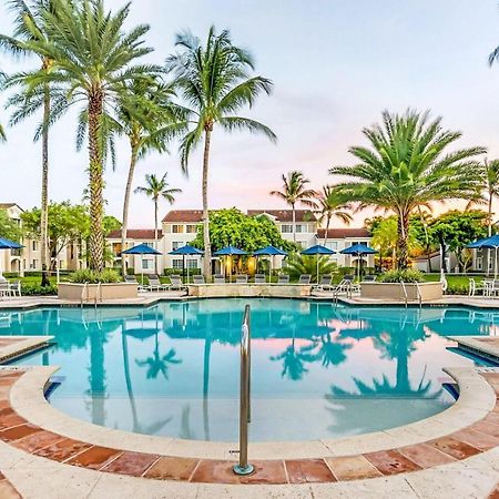 Stunning & Spacious Apartments At Miramar Lakes In South Florida エクステリア 写真