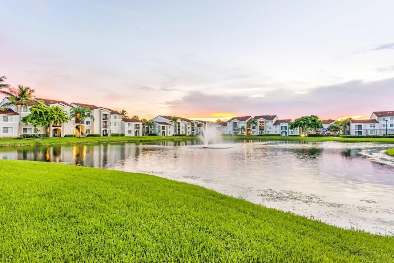 Stunning & Spacious Apartments At Miramar Lakes In South Florida エクステリア 写真