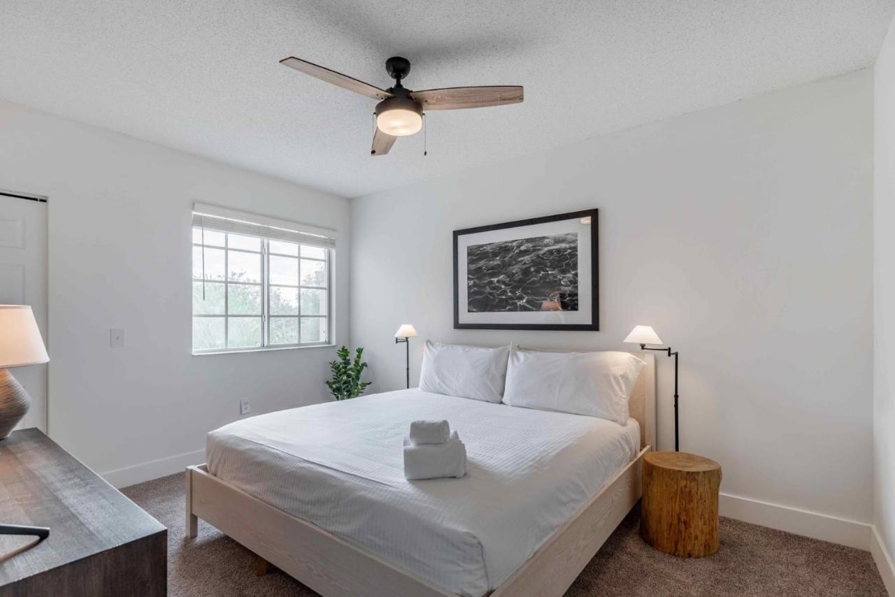 Stunning & Spacious Apartments At Miramar Lakes In South Florida エクステリア 写真